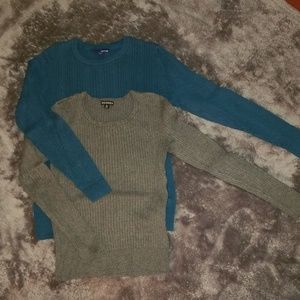 2 Pullover sweaters